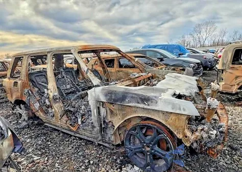 2011 Land Rover Range Rover Hse Luxury from USA, damaged, VIN SALMF1E44BA334281